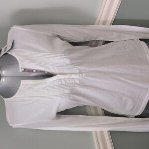 Chaps white long sleeve shirt. Size M. New with the tag.